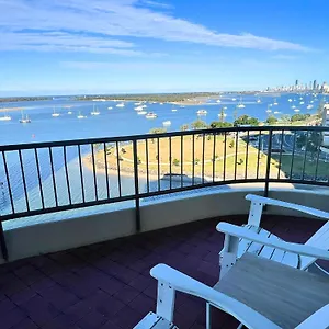*** Aparthotel Broadwater Shores Waterfront Australia